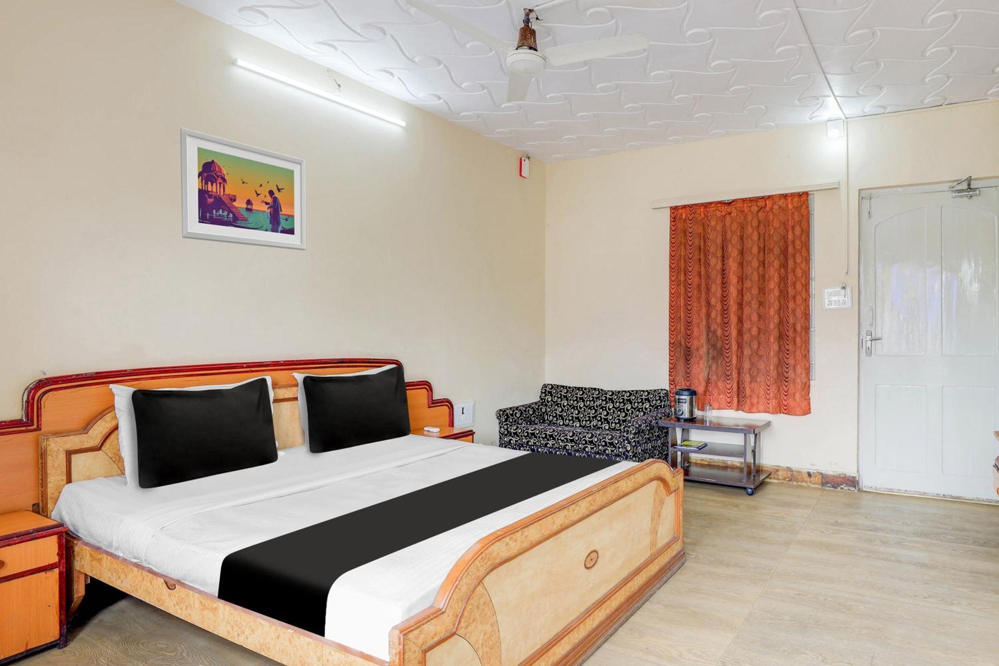 Hotel O Ellis Ahmadabad Zewnętrze zdjęcie