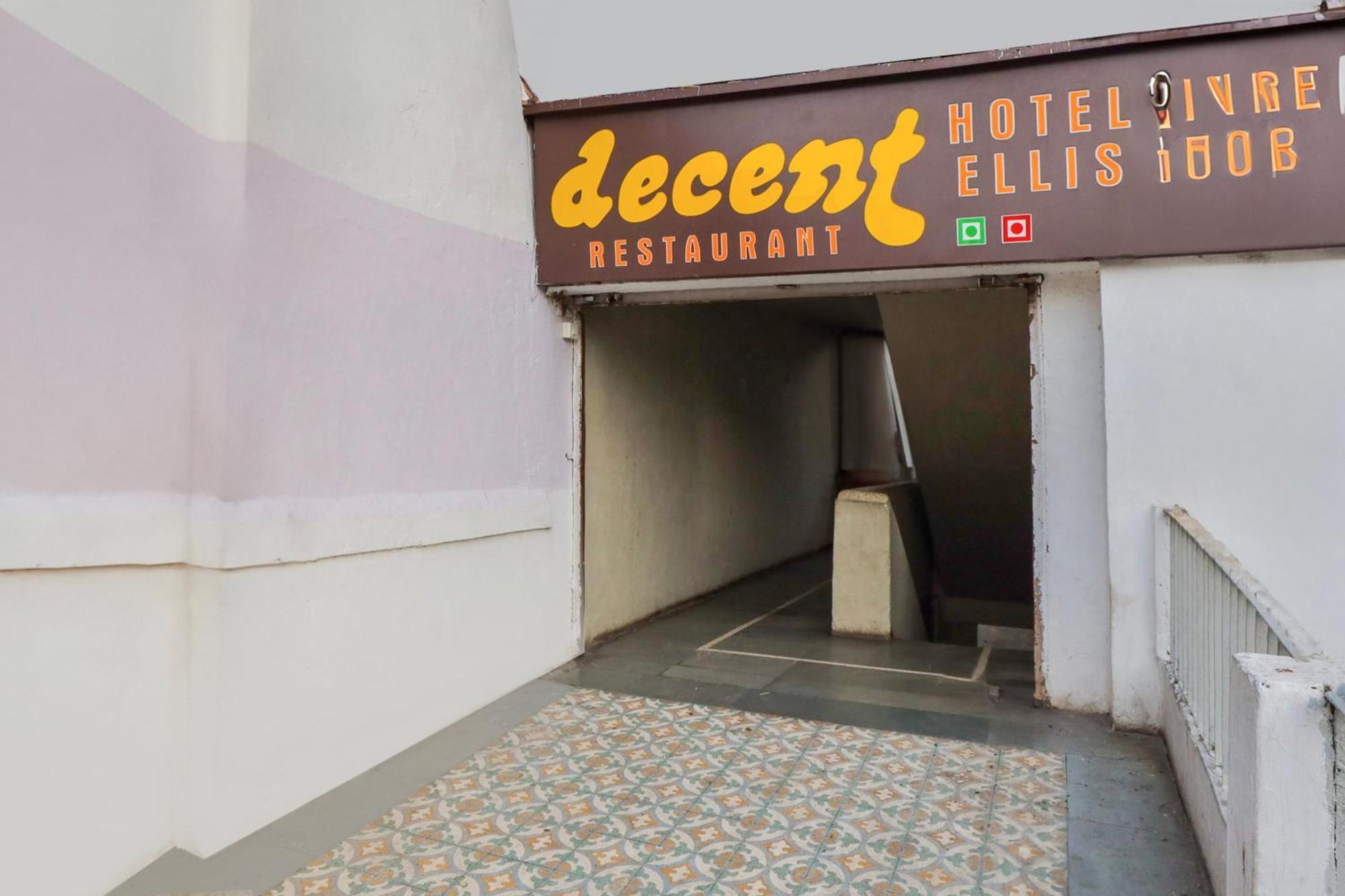 Hotel O Ellis Ahmadabad Zewnętrze zdjęcie