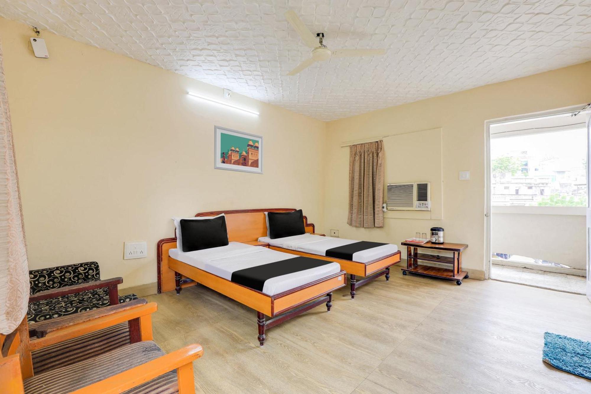 Hotel O Ellis Ahmadabad Zewnętrze zdjęcie