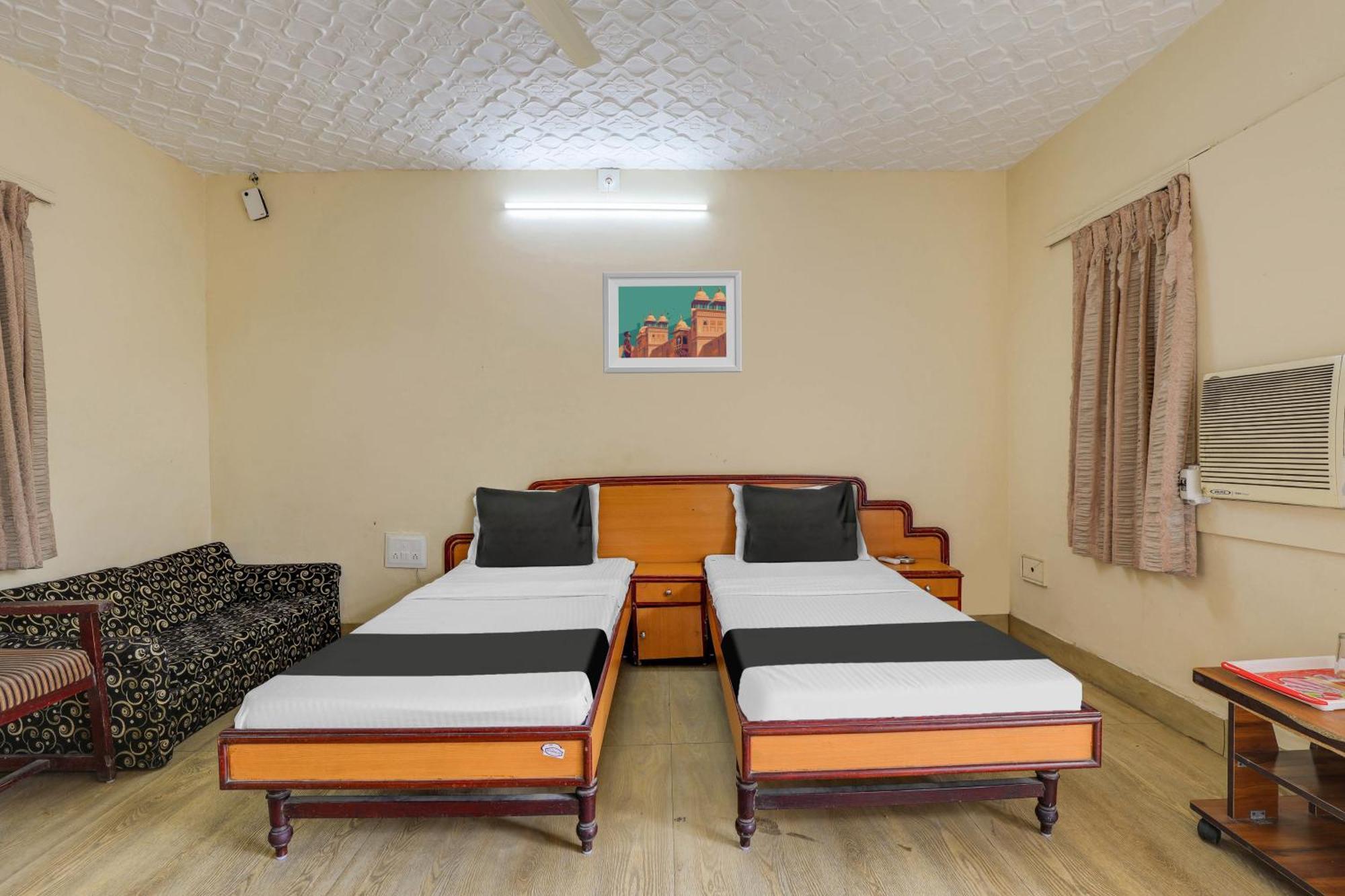 Hotel O Ellis Ahmadabad Zewnętrze zdjęcie