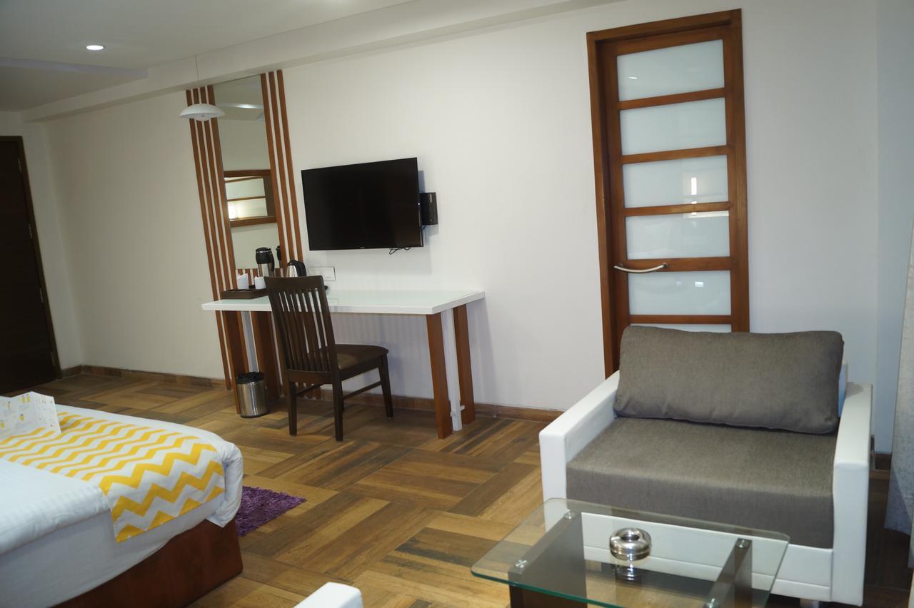 Hotel O Ellis Ahmadabad Zewnętrze zdjęcie
